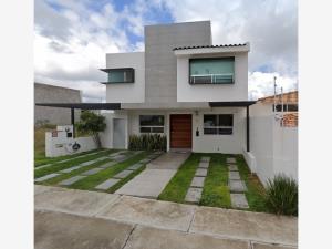 Casa en Cumbres del Lago, Querétaro, Querétaro
