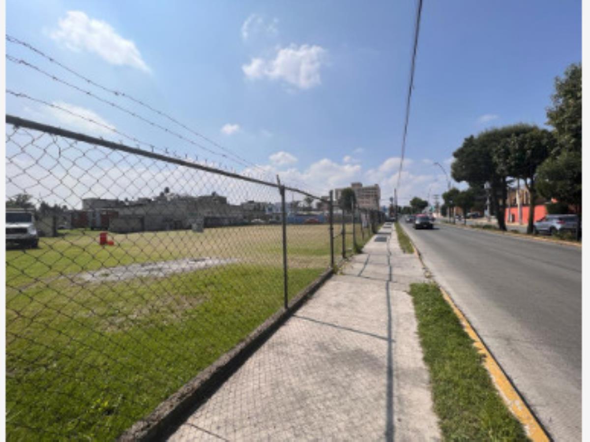 Terreno en renta en Coaxustenco, Metepec — foto 1 de 5