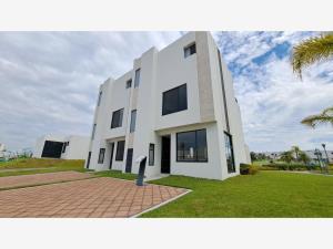Casa en venta en Real Santa Fe, Xochitepec — foto 3 de 24