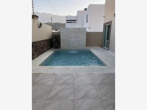Casa en venta en Misión Canterías, Monterrey — foto 2 de 13