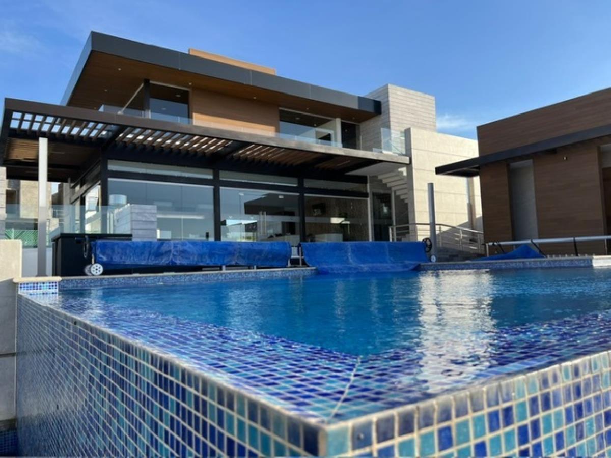 Casa en renta en Zibatá, El Marqués — foto 1 de 38