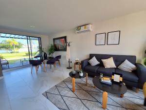 Casa en venta en Real Santa Fe, Xochitepec — foto 3 de 30
