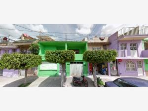 Casa en venta en San Juan Bosco (vista Hermosa), León, Guanajuato Casa en venta en San Juan Bosco (vista Hermosa), León, Guanajuato