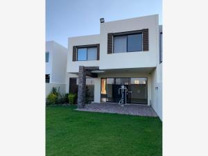 Casa en venta en La Campiña del Bosque, León — foto 3 de 24