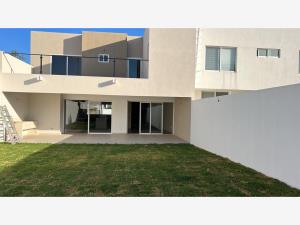 Casa en venta en La Campiña del Bosque, León — foto 3 de 5