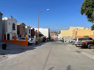 Casa en venta en Jardines de La Misión, Tijuana — foto 3 de 27