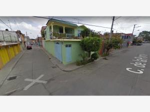 Casa en venta en Flores Magón Sur, Irapuato — foto 3 de 11