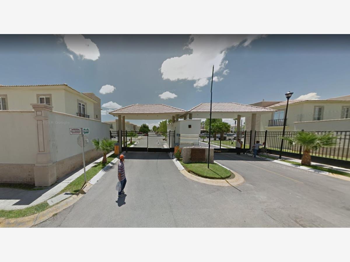 Casa en Remate en Residencial Senderos, Torreón, Coahuila de Zaragoza
