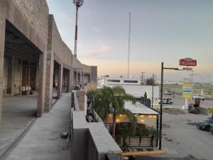 Local en renta en Residencial Senderos, Torreón — foto 3 de 4