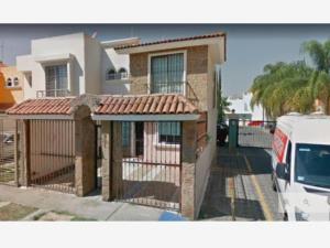 Casa en venta en Residencial del Valle, Zapopan, Jalisco