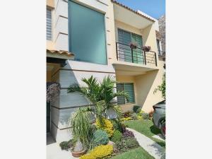 Casa en venta en Lomas de Jiutepec, Jiutepec — foto 2 de 60