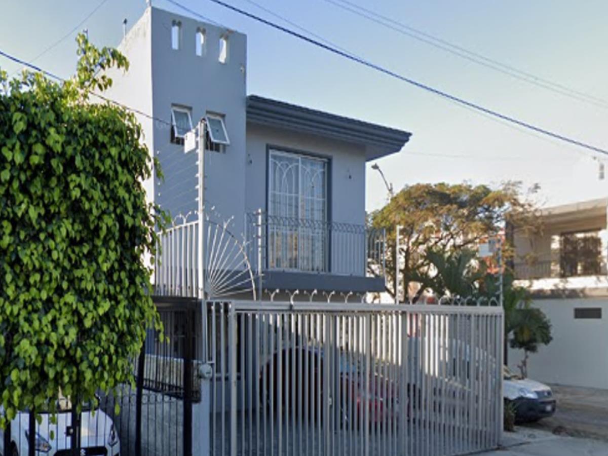 Casa en venta en Jardines Del Valle, Zapopan — foto 1 de 4