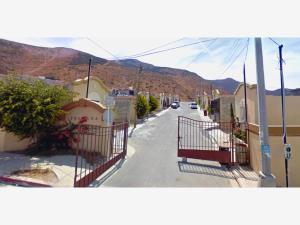 Casa en Villa Residencial del Bosque, Tijuana, Baja California