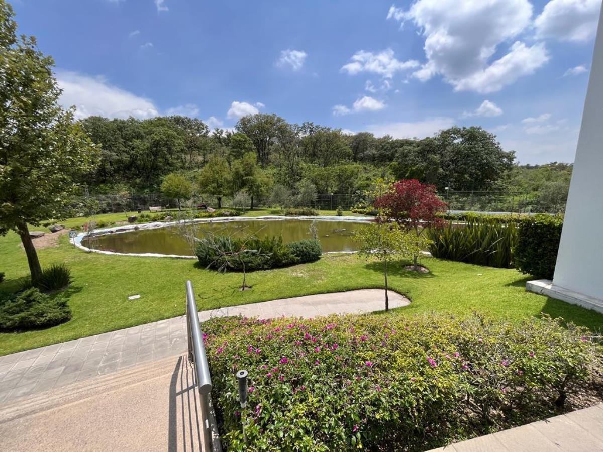 Casa en venta en Bosques Santa Anita, Tlajomulco de Zúñiga — foto 1 de 22