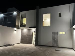 Casa en venta en Residencial Santa Fe, Corregidora — foto 3 de 65