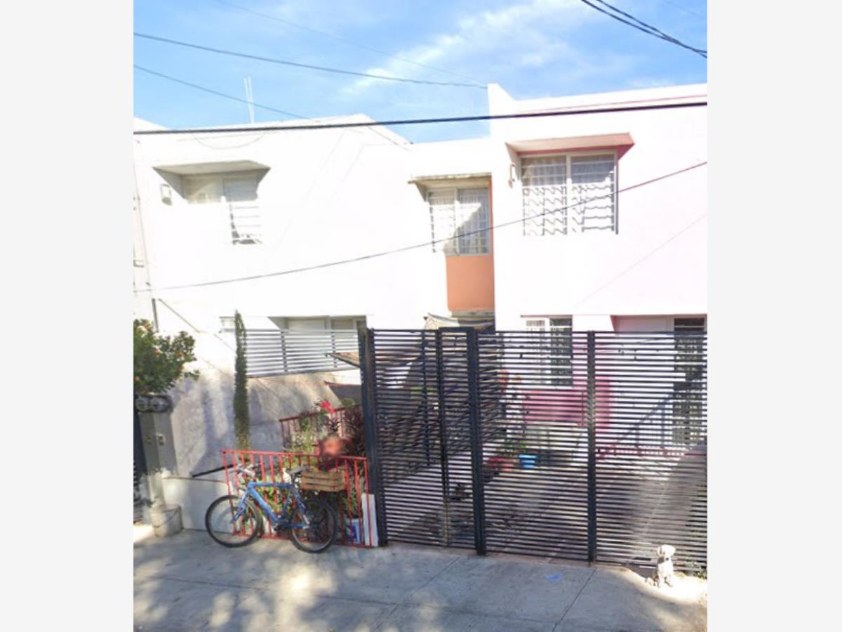 Casa en venta en Lomas de Zapopan, Zapopan — foto 1 de 8