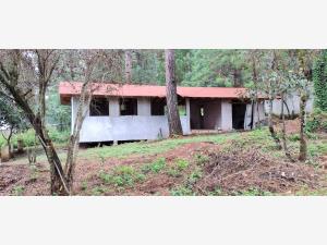 Casa en venta en Avandaro, Valle de Bravo — foto 2 de 12