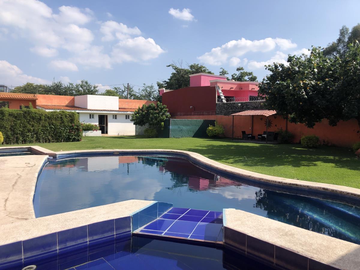 Casa en venta en Pedregal de las Fuentes, Jiutepec — foto 1 de 27