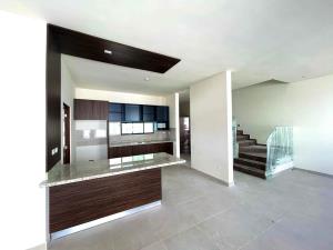 Casa en venta en Albatros Residencial, Saltillo — foto 2 de 20