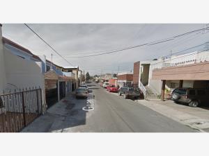 Casa en venta en Republica Norte, Saltillo — foto 3 de 17