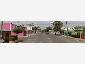 Casa en Lomas de Rio Medio, Veracruz, Veracruz de Ignacio de la Llave