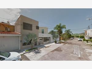 Casa en venta en Lagos del Country, Tepic — foto 3 de 11