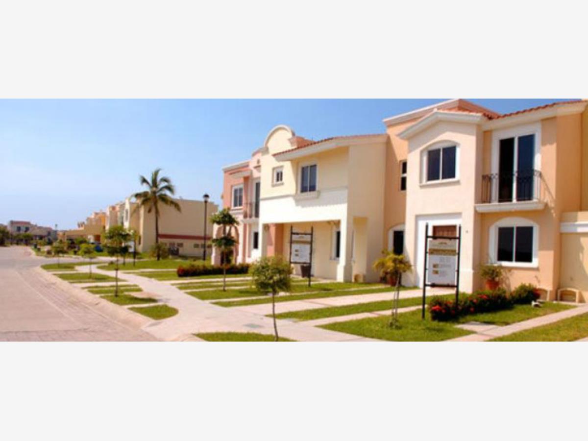 Casa en venta en Paseo Los Olivos, Mazatlán — foto 1 de 24