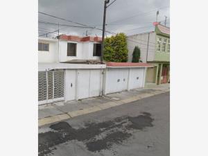 Casa en venta en Las Marinas, Metepec — foto 2 de 11