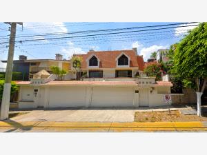 Casa en venta en Loma Real, Zapopan, Jalisco Casa en venta en Loma Real, Zapopan, Jalisco