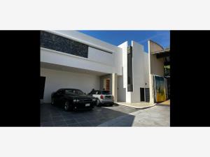 Casa en venta en Palmira Tinguindin, Cuernavaca, Morelos Casa en venta en Palmira Tinguindin, Cuernavaca, Morelos