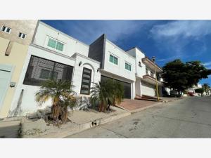 Casa en venta en Colinas de San Miguel, Culiacán, Sinaloa Casa en venta en Colinas de San Miguel, Culiacán, Sinaloa