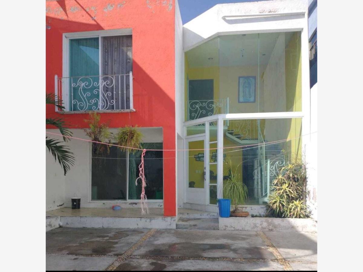 Casa en venta en Altavista, Cuernavaca — foto 1 de 7