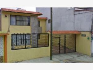 Casa en venta en Izcalli Piramide, Tlalnepantla de Baz — foto 2 de 10