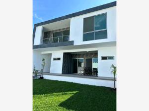 Casa en venta en Burgos, Temixco — foto 2 de 13