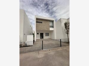 Casa en venta en Quintas la Cima, Torreón — foto 2 de 24
