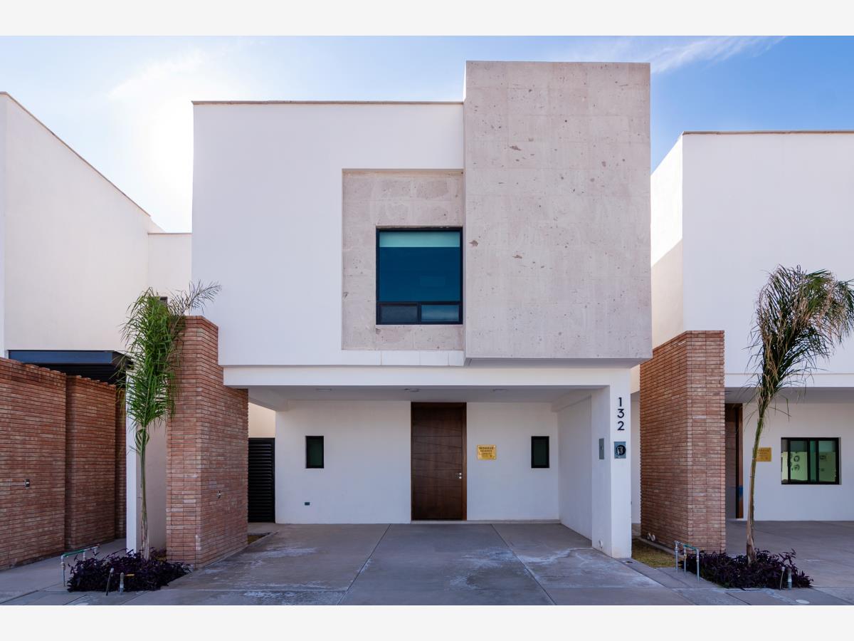 Casa en venta en La Rioja Residencial, Torreón — foto 1 de 17