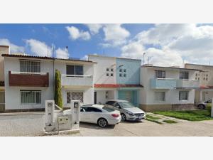 Casa en venta en Santuarios del Cerrito, Corregidora — foto 2 de 5