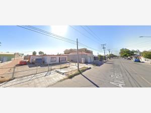 Casa en Cuauhtemoc Sur, Mexicali, Baja California