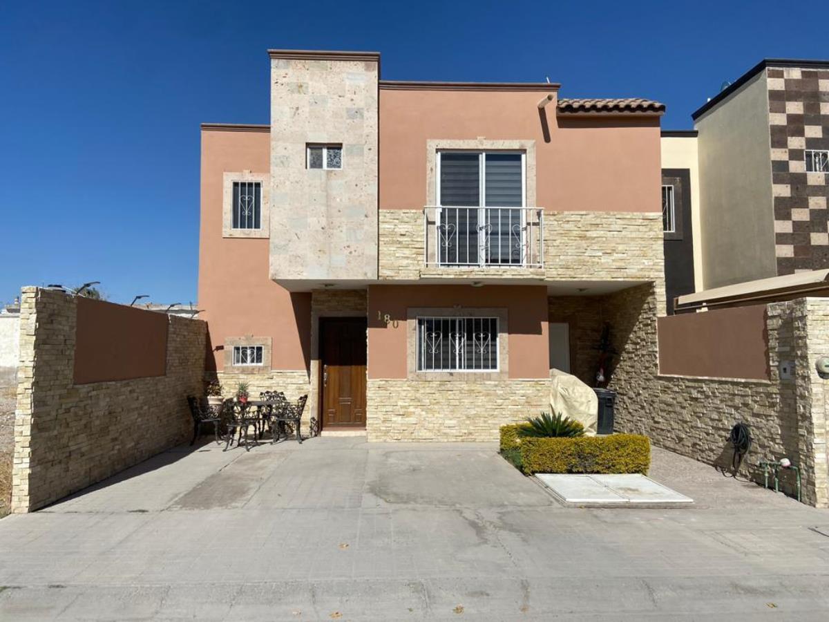 Casa en venta en Los Cedros, Gómez Palacio — foto 1 de 10