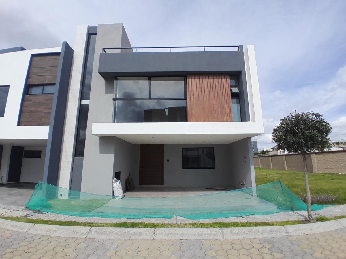 Casa en venta en Lomas de Angelópolis, San Andrés Cholula — foto 1 de 13