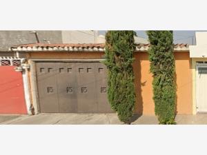 Casa en venta en Villa de las Flores 1a Sección (Unidad Coacalco), Coacalco de Berriozábal — foto 3 de 8