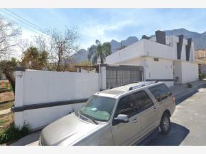 Casa en venta en Cerradas de Cumbres, Monterrey — foto 2 de 14