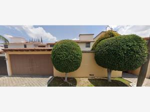 Casa en Villas del Mesón, Querétaro, Querétaro