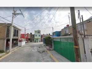 Casa en Ehécatl (Paseos de Ecatepec), Ecatepec de Morelos, México