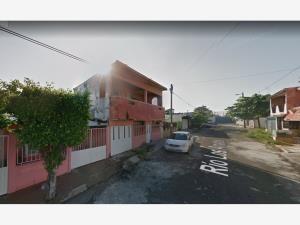 Casa en venta en Lomas del Río Medio V, Veracruz — foto 3 de 7