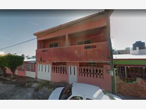Casa en venta en Lomas del Río Medio V, Veracruz — foto 2 de 7