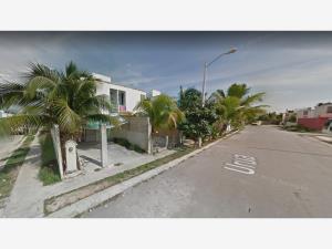 Casa en venta en Villas Riviera, Playa del Carmen — foto 1 de 8
