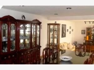 Casa en venta en Vergel Coapa, Tlalpan — foto 2 de 18