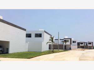 Casa en venta en Transportistas, Coatzacoalcos — foto 2 de 28