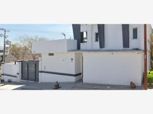 Casa en venta en Cerradas de Cumbres, Monterrey — foto 2 de 15